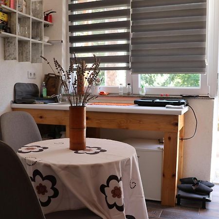 Holiday Home Tunnel Ravne Visoko Ngoại thất bức ảnh