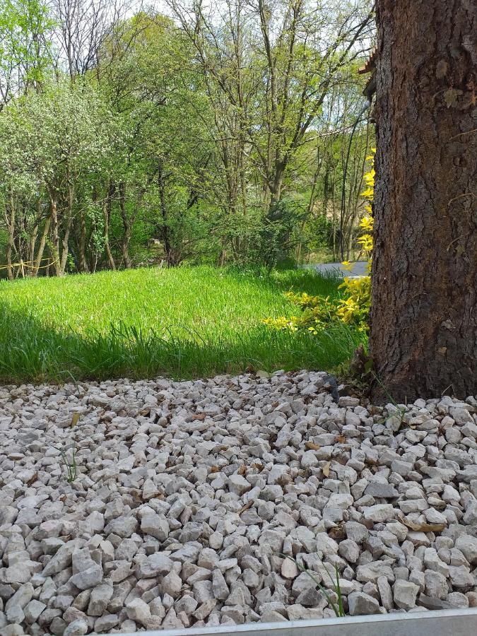 Holiday Home Tunnel Ravne Visoko Ngoại thất bức ảnh