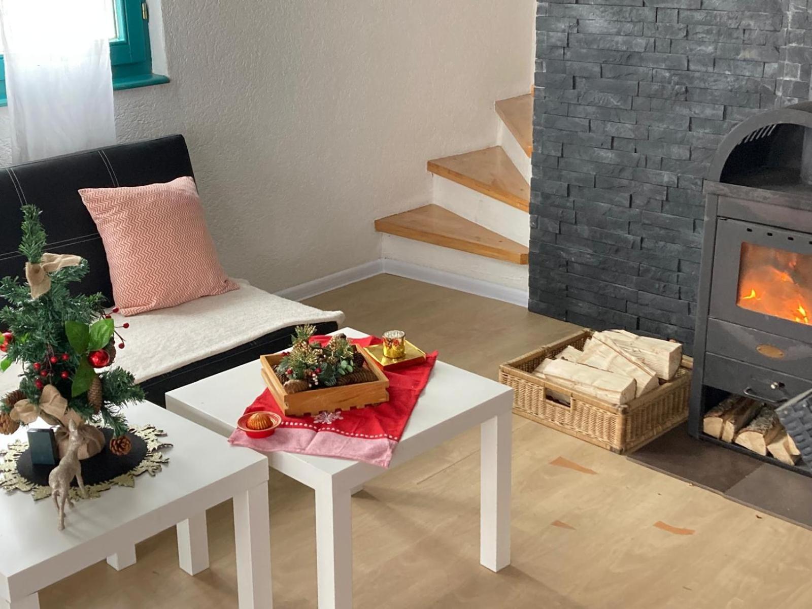 Holiday Home Tunnel Ravne Visoko Ngoại thất bức ảnh