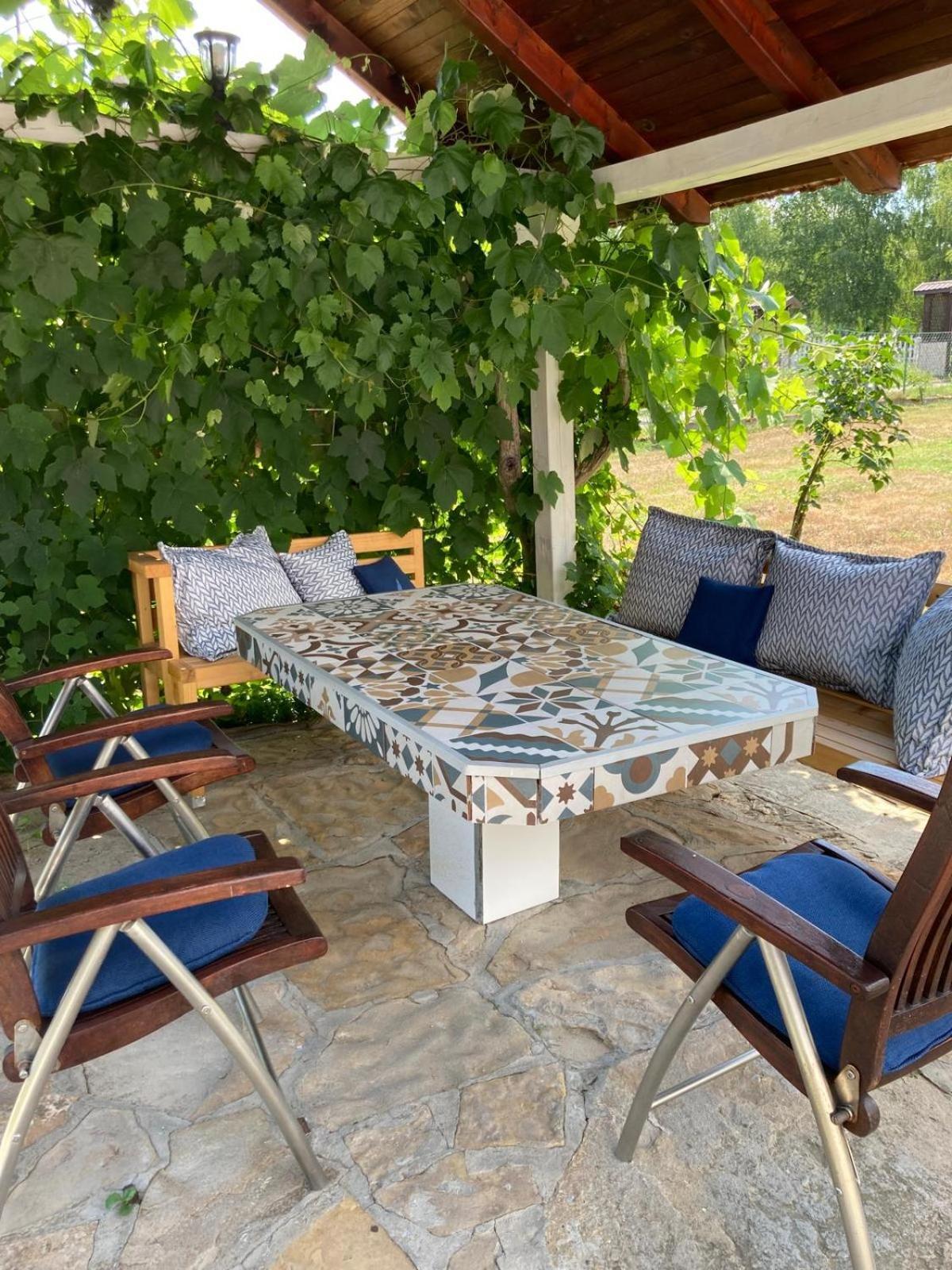 Holiday Home Tunnel Ravne Visoko Ngoại thất bức ảnh